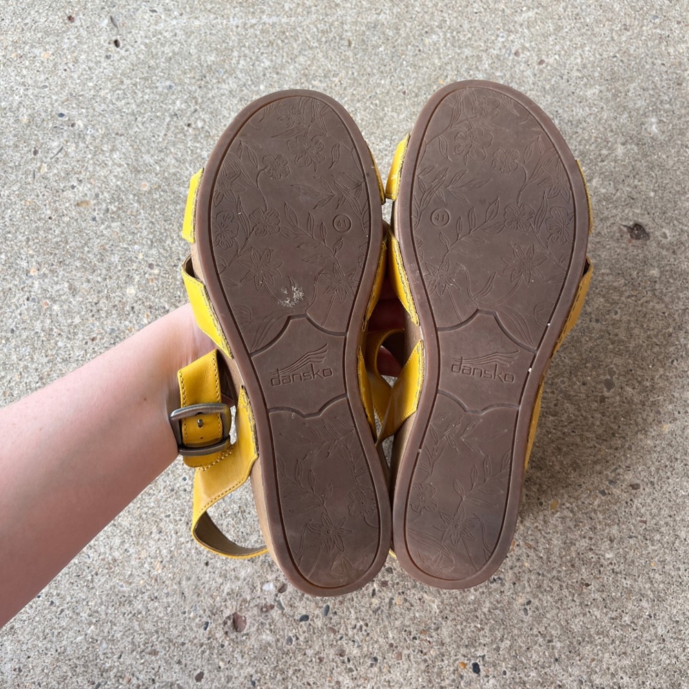 Dansko Tasha Yellow Leather Wedge Sandals Women 41 Comfort Platform Buckle Strap - Picture 8 of 10